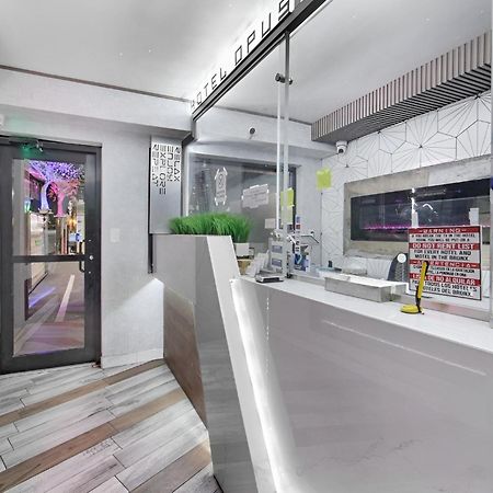 Hotel Opus Bronx Near Bay Plaza Mall Ню Йорк Екстериор снимка