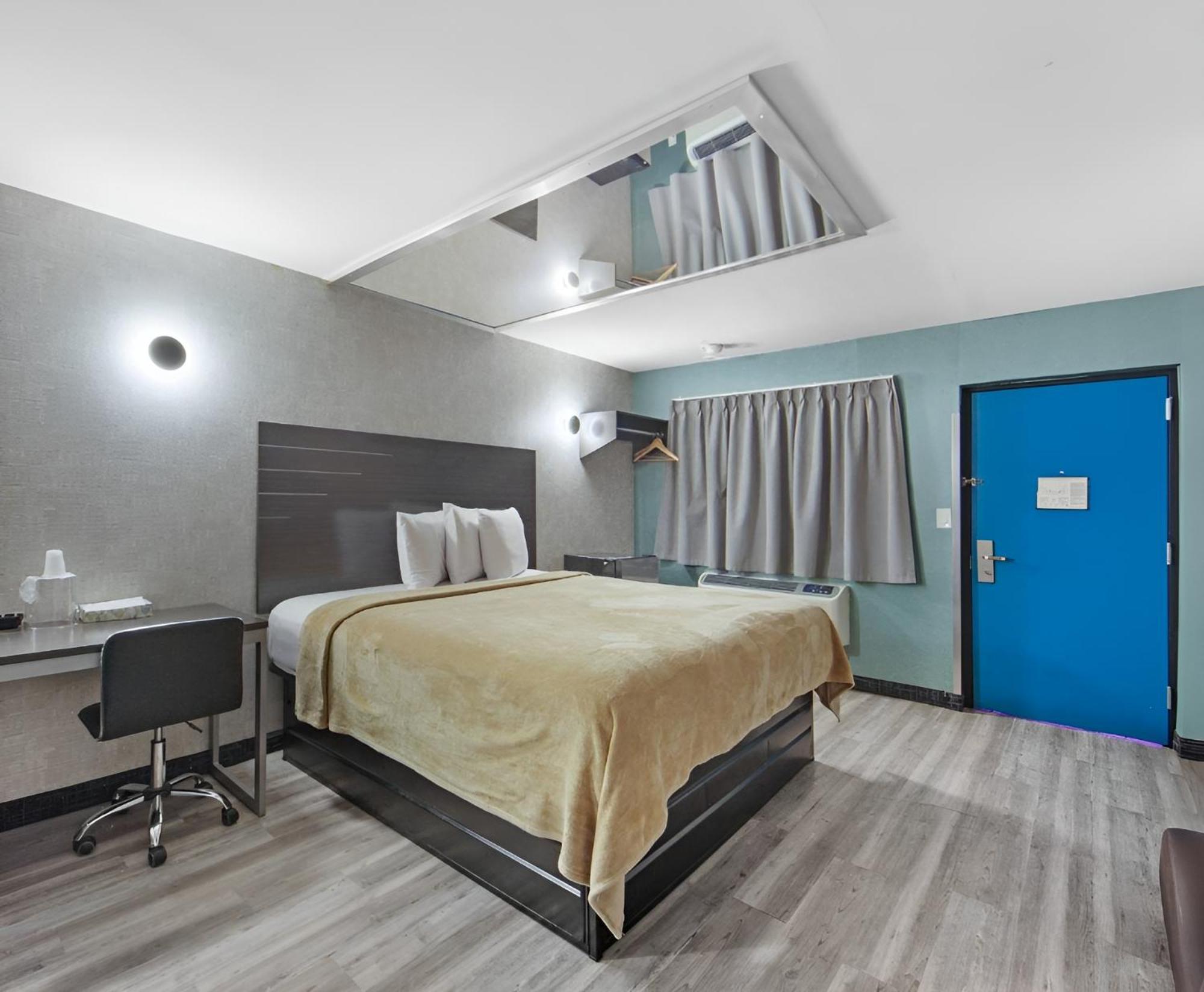 Hotel Opus Bronx Near Bay Plaza Mall Ню Йорк Екстериор снимка